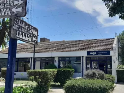 Gran polémica en la Delegación Batán: abandono y amedrentamientos en plena temporada estival marplatense