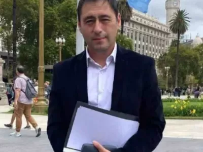 R&iacute;o Negro perdi&oacute; al &uacute;nico intendente de Milei tras la suspensi&oacute;n de Marcelo Rom&aacute;n y la UCR volvi&oacute; a gobernar Allen