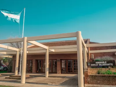 Concejales de La Libertad Avanza impulsan en Villa Gesell una ordenanza de Ficha Limpia