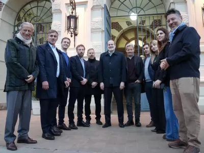 Axel Kicillof recibi&oacute; a once intendentes que lanzaron la Liga Peronista para ganar peso en la discusi&oacute;n por el futuro del PJ