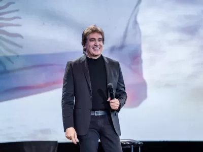 Dante Gebel esquiva definiciones pol&iacute;ticas y reaviva sospechas por sus v&iacute;nculos hist&oacute;ricos con el peronismo