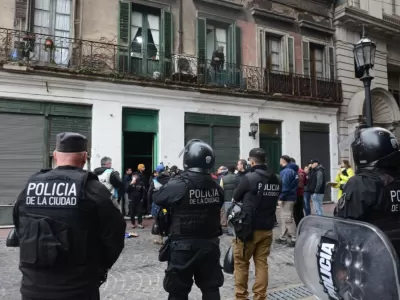 Desalojos con show de gases y c&aacute;maras: el nuevo "plan de vivienda" del Jorge Macri en CABA