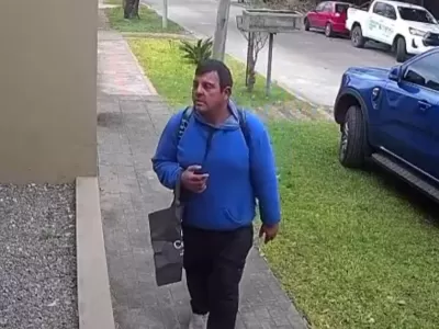 Denuncian que un hombre amenaz&oacute; en la puerta de su casa al abogado que acusa a Sebasti&aacute;n Pareja por irregularidades
