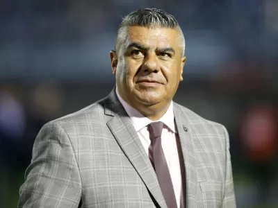AFA qued&oacute; envuelta en una grave acusaci&oacute;n que se&ntilde;ala a Claudio Tapia y expone el silencio de Lionel Messi