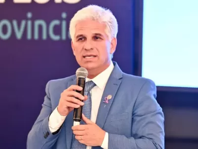 Claudio Poggi, gobernador de San Luis, en el centro de una polémica por gastos oficiales