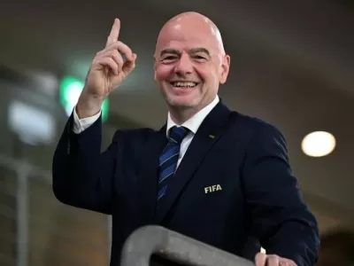 Gianni Infantino enfrenta un pedido de investigaci&oacute;n en la FIFA tras la entrega de un premio a Donald Trump