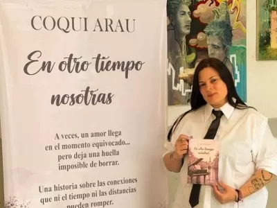 Coqui public&oacute; su primera novela y explora el amor, la identidad y el paso del tiempo
