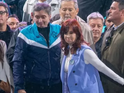 Cristina mueve a M&aacute;ximo Kirchner para disputarle la Provincia a Kicillof y Mayra Mendoza dispara contra los &ldquo;cagones&rdquo;