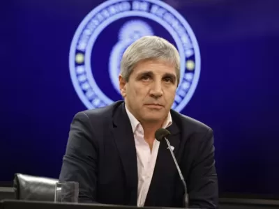 Caputo declar&oacute; 13,5 millones de d&oacute;lares y mantiene dos tercios de su patrimonio fuera de Argentina