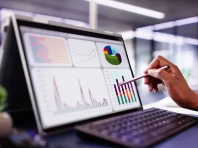 C&oacute;mo el marketing de port&aacute;tiles corporativos dej&oacute; de vender potencia y pas&oacute; a vender seguridad, gesti&oacute;n y valor estrat&eacute;gico