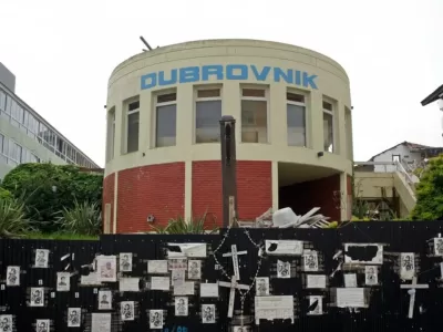 Dos a&ntilde;os sin justicia: familias del Dubrovnik marchan en Villa Gesell por sus nueve muertos