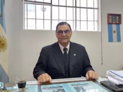 Alfredo L&oacute;pez apunt&oacute; al juicio pol&iacute;tico y advirti&oacute; que buscan limitar su libertad de expresi&oacute;n